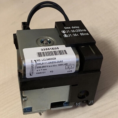 Bob. Minima Tension P/3Wl 220V