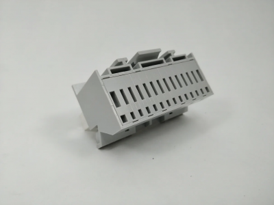 Conector Auxiliar Macho