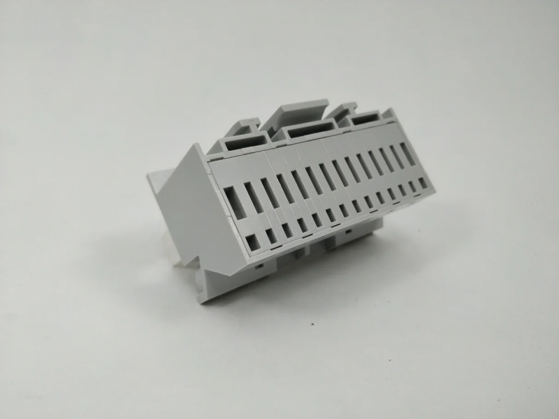 Conector Auxiliar Macho