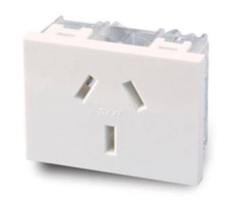 Toma 3Pch Bco 6904 Cambre