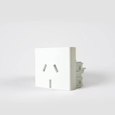 Tomacorriente 1/2 Mód Ngr 10A